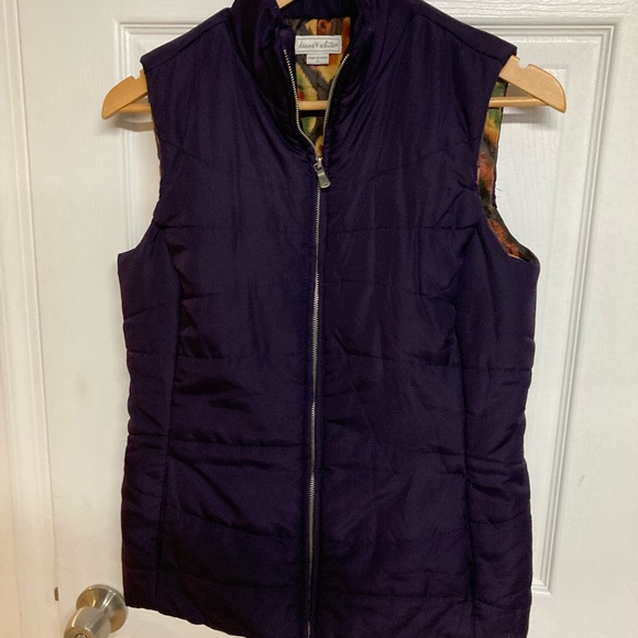 Ladies purple vest - Picture 3 of 12